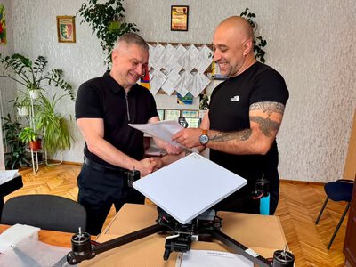 Бурштинська громада передала військовим FPV-дрон вартістю понад 150 тисяч гривень