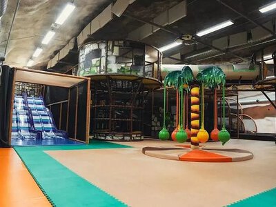 Басейни та паркінги за лічені години перетворюються на бомбосховища: як Фінляндія готувалася до війни (фото)