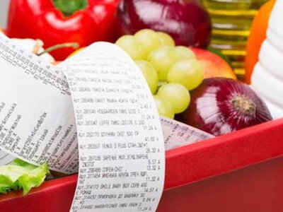 Ціни на продукти в Україні: яйця дешевшають, хліб може подорожчати