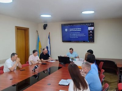 У Кременчуці хочуть повернути місту територію довгобуду в Озерному
