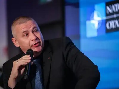 Закриваємо двері перед носом росіян: міністр оборони Угорщини заявив про зміну курсу