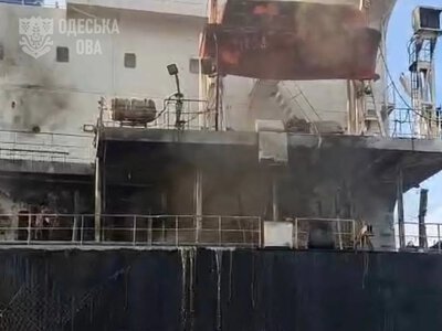 рф знову атакувала портову інфраструктуру Одещини: уражено судно під прапором Маршаллових Островів, є жертви