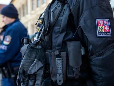 Головний вокзал Праги евакуювали через анонімне повідомлення про бомбу
