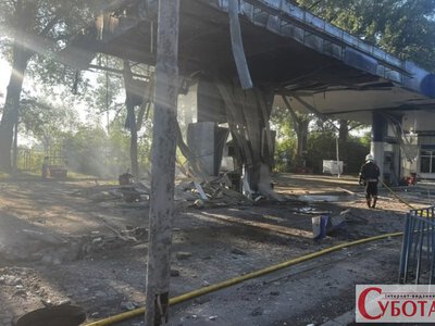 Другий ранок під ударами: на АЗС у Малинській громаді постраждали двоє людей