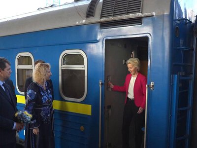 Урсула фон дер Ляєн та європейські лідери прибули до Києва