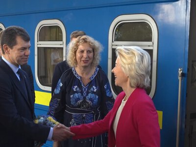 Урсула фон дер Ляєн прибула до Києва та анонсувала нові оборонні ініціативи (ВІДЕО)