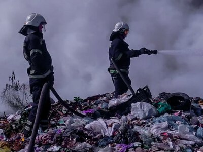 На Вінниччині сталася пожежа на сміттєзвалищі (ФОТО)