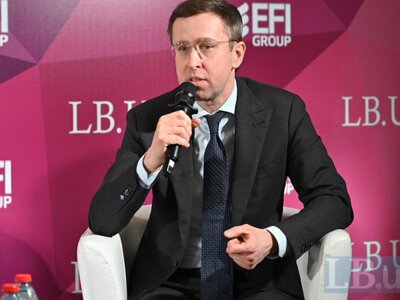 Фракція «Слуга народу» проводить засідання з кандидатом у прем'єри Корецьким. Кандидатури міністрів озвучать увечері