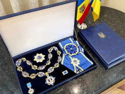 Зеленський з нагоди Дня Української Державності відзначив державними нагородами Свириденко та Шмигаля