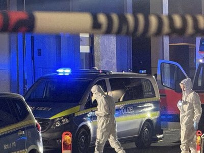 У Німеччині чоловік смертельно поранив дружину на вулиці