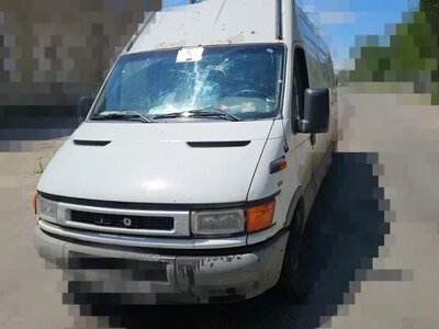 Окупанти атакували БпЛА авто у Корабельному районі Херсона, поранено чоловіка