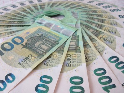 Україна витратить частину кредиту ЄС на закупівлі в Китаю: Брюссель дав особливий дозвіл