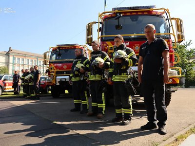 За самовіддану службу: волинських надзвичайників привітали у День Державності України