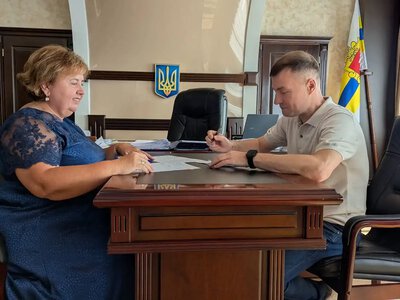 Андрій Карауш продовжив контракт із директоркою Рівненського навчально-реабілітаційного центру