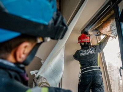Росіяни вдарили по Харкову дроном і КАБом, є постраждалі