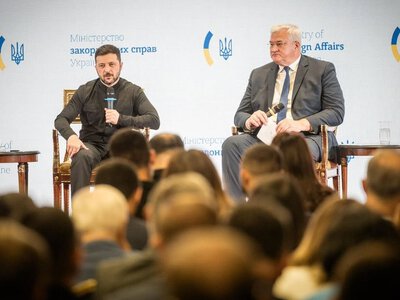 Зеленський анонсував кадрові зміни серед послів України