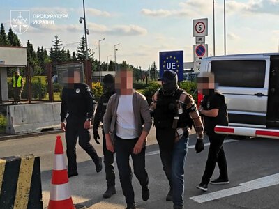 Німеччина та Італія екстрадували до України екснадепа та посадовця, яких підозрюють в багатомільйонних економічних злочинах - Генпрокурор