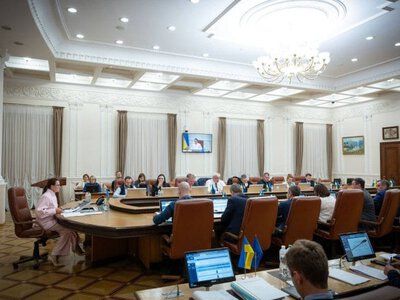 Кабмін затвердив умови приватизації Одеського припортового заводу
