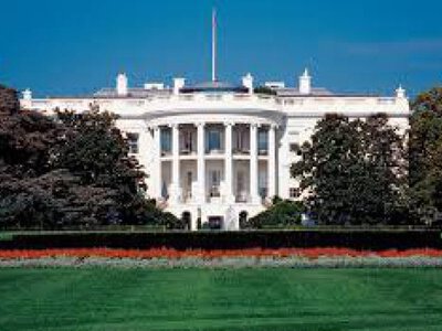 В адміністрації Трампа обговорюють продовження винятків на морські перевезення пального