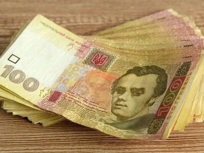 Українцям виплатять «завислу» допомогу 6500 гривень: хто в списку на отримання 