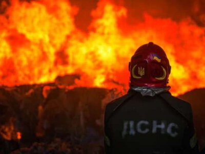 Ворог атакував Київ балістикою: є загиблі та постраждалі, спалахнули пожежі