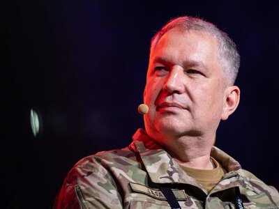 Заступник командувача Повітряних сил Єлізаров подав рапорт про відставку