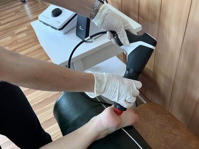 У водолікарні на Рівненщині з`явився сучасний апарат ударно-хвильової терапії