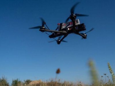 Шпигуноманія через провокації РФ: у Латвії місцеві жителі оголосили «полювання» на дрони енергетиків