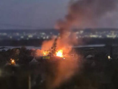 Безпілотники атакували Саратов і Енгельс: повідомляють про вибухи та пожежу