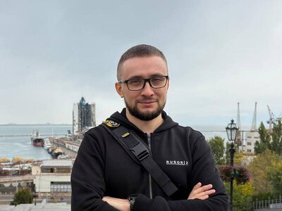 Стерненко звинуватив заступників Сирського у блокуванні роботи