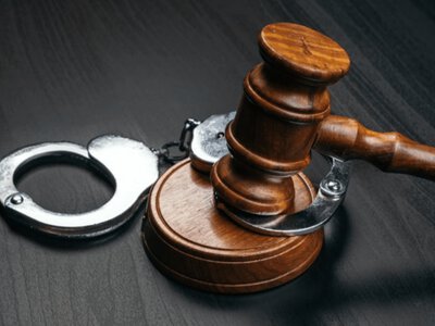 Обікрав будинок, поки господині не було: на Рівненщині судитимуть серійного злодія