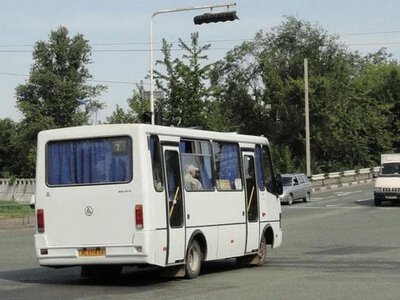 У Високому біля Харкова уламки дрона поранили чотирьох пасажирів маршрутки