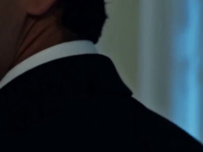 Tenía ocho meses de embarazo cuando mi esposo millonario levantó la mano para golpearme otra vez.