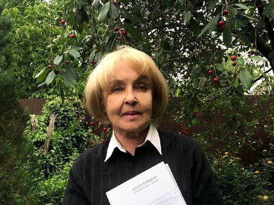 Як живе Ада Роговцева, яка втратила сина через онкологію