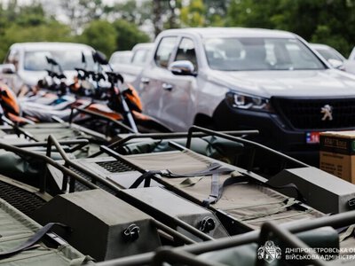 У Кривому Розі 16 військових частин отримали техніку та обладнання на понад 25 млн грн
