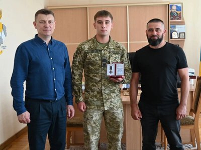 Сила визначається не віком: у Тернополі відзначили 22-річного бойового сержанта-прикордонника