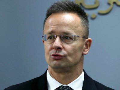 В Угорщині розслідують зв’язки ексміністра закордонних справ Сіярто з Росією