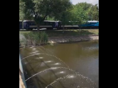 У Рівному на мосту через Устю встановили систему аерації