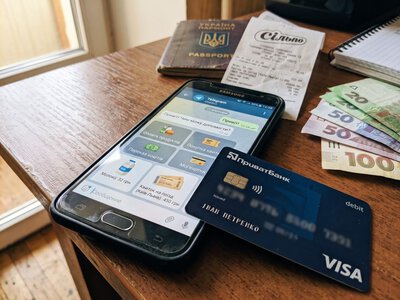 Visa запускає ШІ для покупок: що зможе робити новий фінансовий помічник