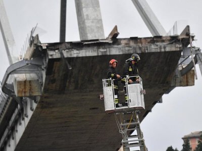 В Італії оголосили вироки відповідальним за падіння мосту у Генуї