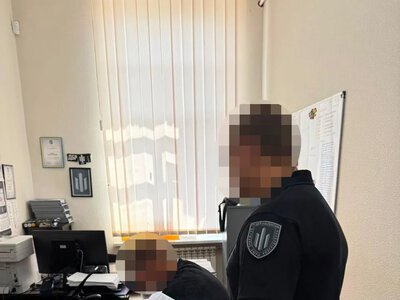 Зламав руку під час доставлення до ТЦК: поліціянту з Полтави повідомили про підозру
