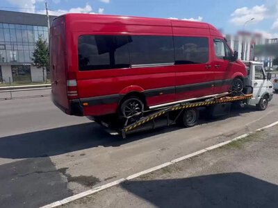 У Рівному викрили нелегального перевізника: водій проїхав на червоне та перевозив пасажирів без дозволів