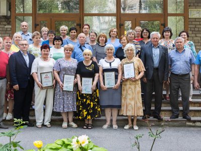 На Запоріжсталі привітали пенсіонерів виробництва до Дня металурга та гірника