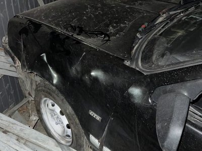 У Франківську 19-річна водійка вʼїхала у паркан: на неї склали адмінматеріали
