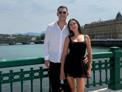 За приготуванням сніданку. Дружина Степаненка показала, як починається їхній ранок на відпочинку