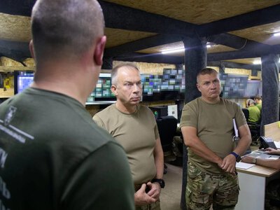 Сирський відвідав Харківщину: говорив з воїнами про ситуацію біля Куп’янська