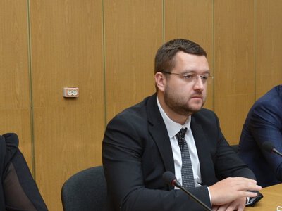 Суд арештував готівку ексзаступника керівника прокурора Кіровоградщини