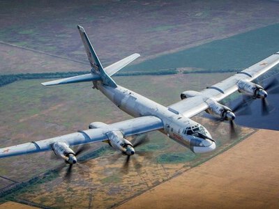 СБУ знищила стратегічний бомбардувальник Ту-95 у російському Енгельсі (ВІДЕО)
