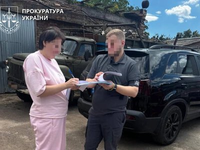 Підполковник в/ч на Запоріжжі оформив виплату “бойових” цивільній дружині з російським паспортом: прийшло ДБР з підозрою
