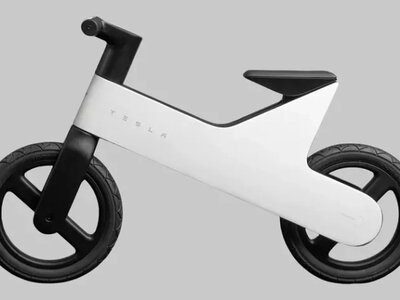 Tesla Balance Bike: як Маск вирішив виростити фанатів бренду з пелюшок